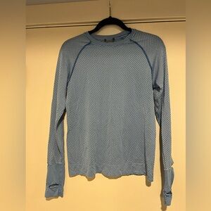 Oiselle women’s M long sleeve activewear